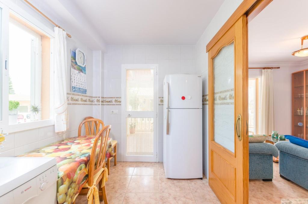 Kuchyň nebo kuchyňský kout v ubytování Aritja, 5