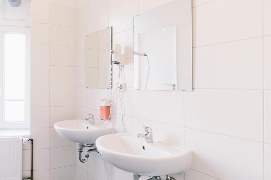 St Christopher's Inn Berlin - Alexanderplatz - Quadruple Room With Shared Bathroom