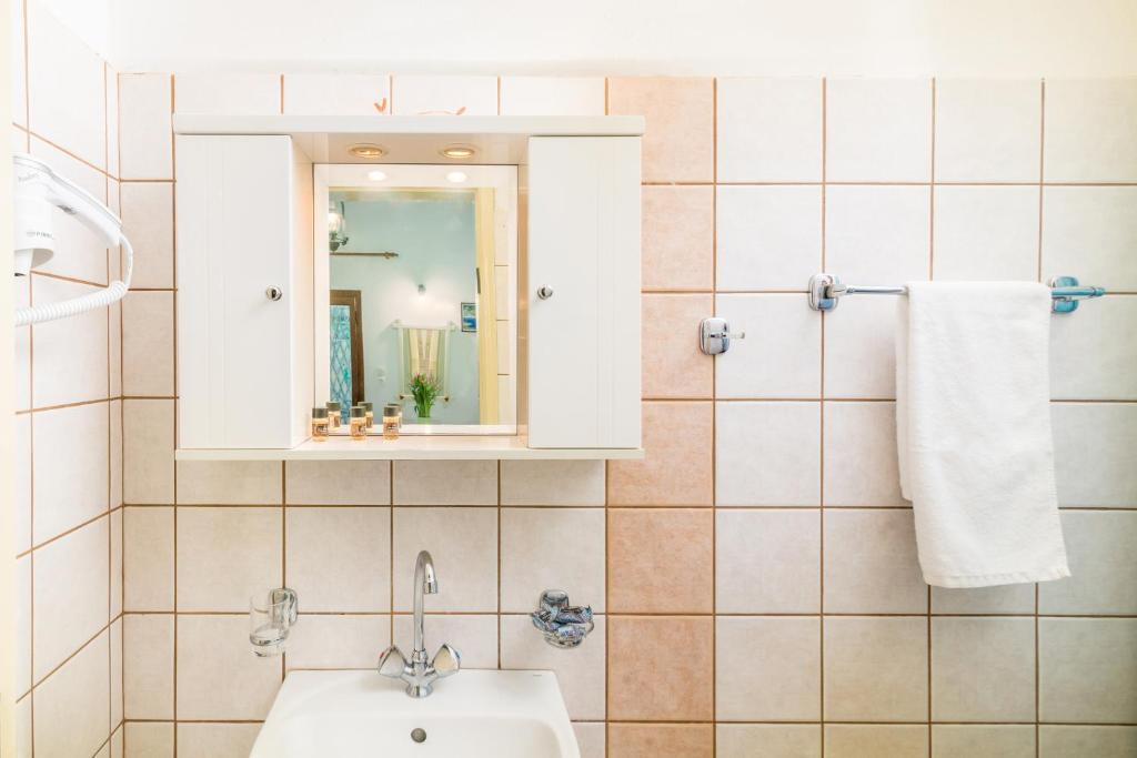 Koupelna v ubytování Hotel Sofia