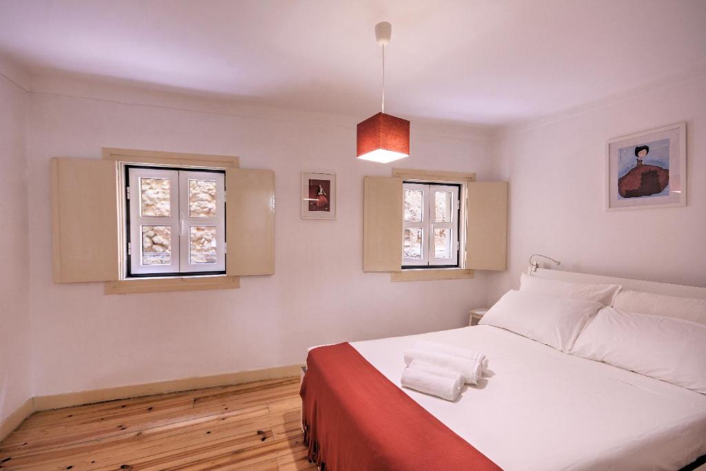 Alfama 88, By Home With a View