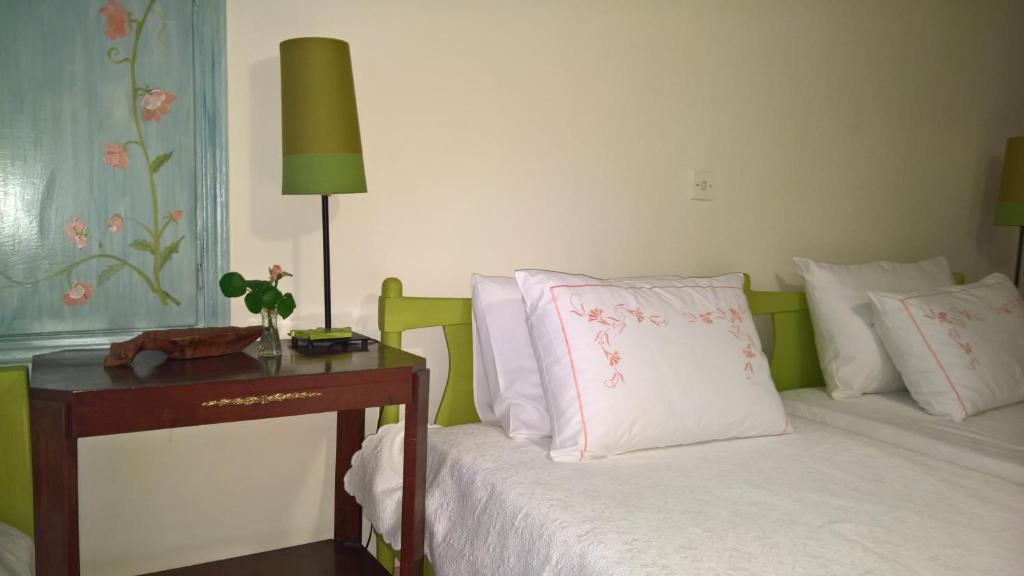 Spitaki Spata Airport Studio - 14