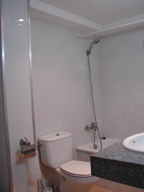 Koupelna v ubytování Hostal Del Ripollès