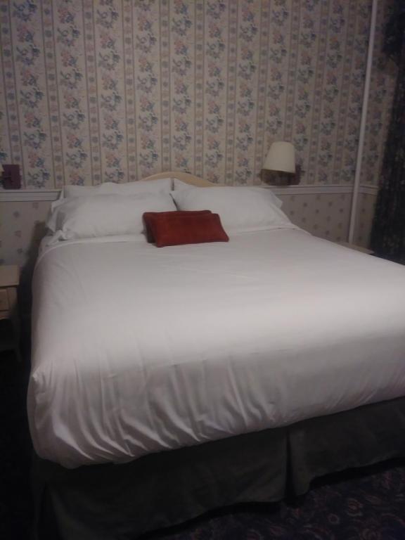 Thayers Inn photo