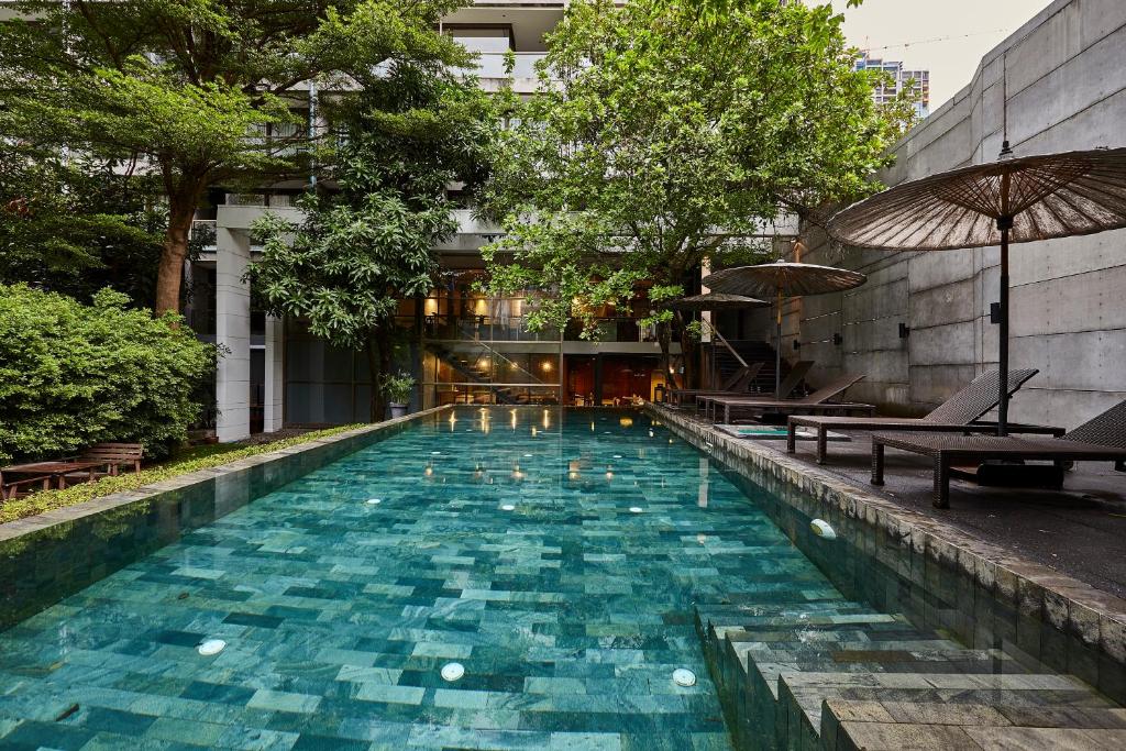 LUXX Langsuan Hotel - SHA Plus - Resim 37
