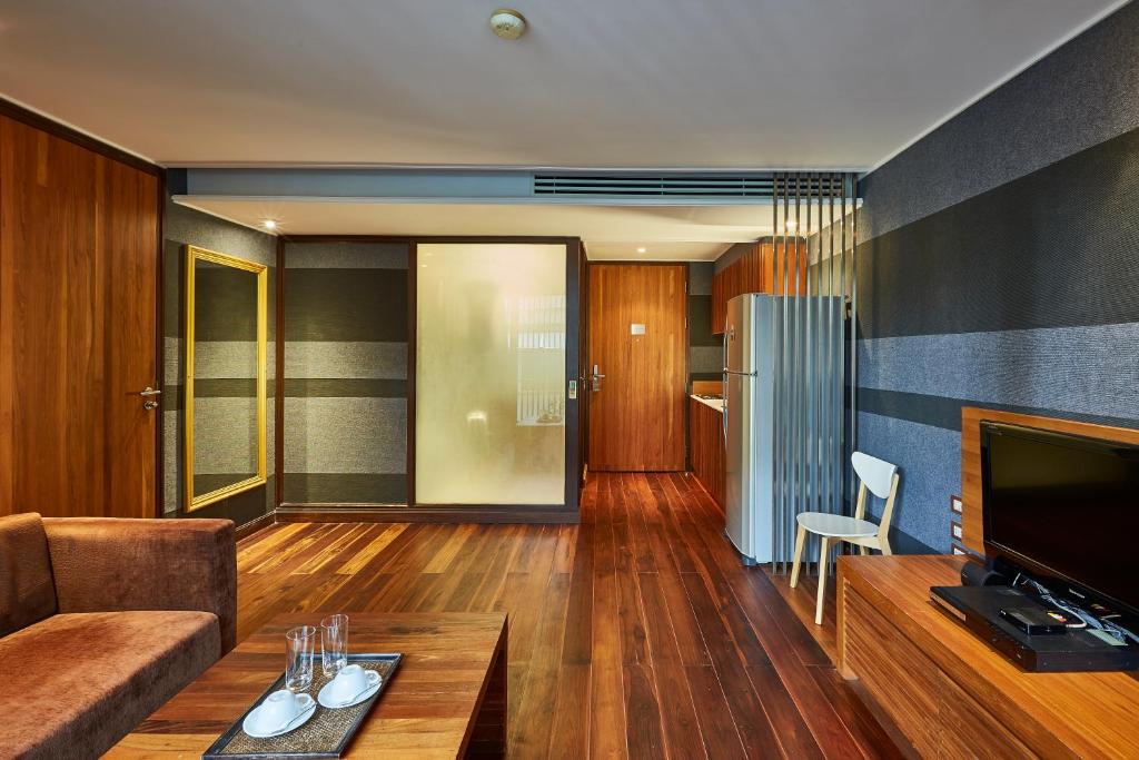 LUXX Langsuan Hotel - SHA Plus - Resim 24