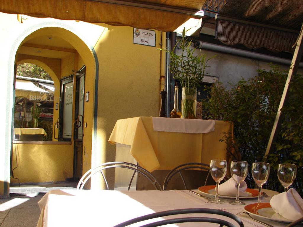Fotografie z fotogalerie ubytování Hostal Del Ripollès v destinaci Ripoll