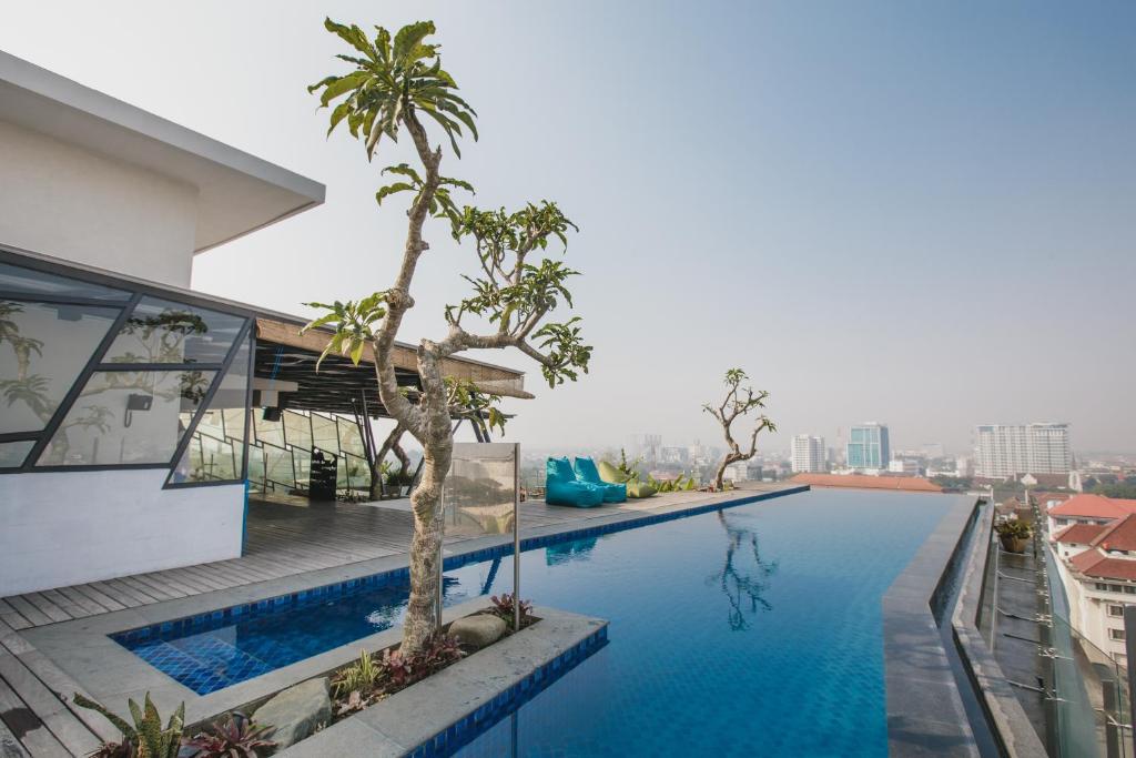 Janevalla Bandung - Housity