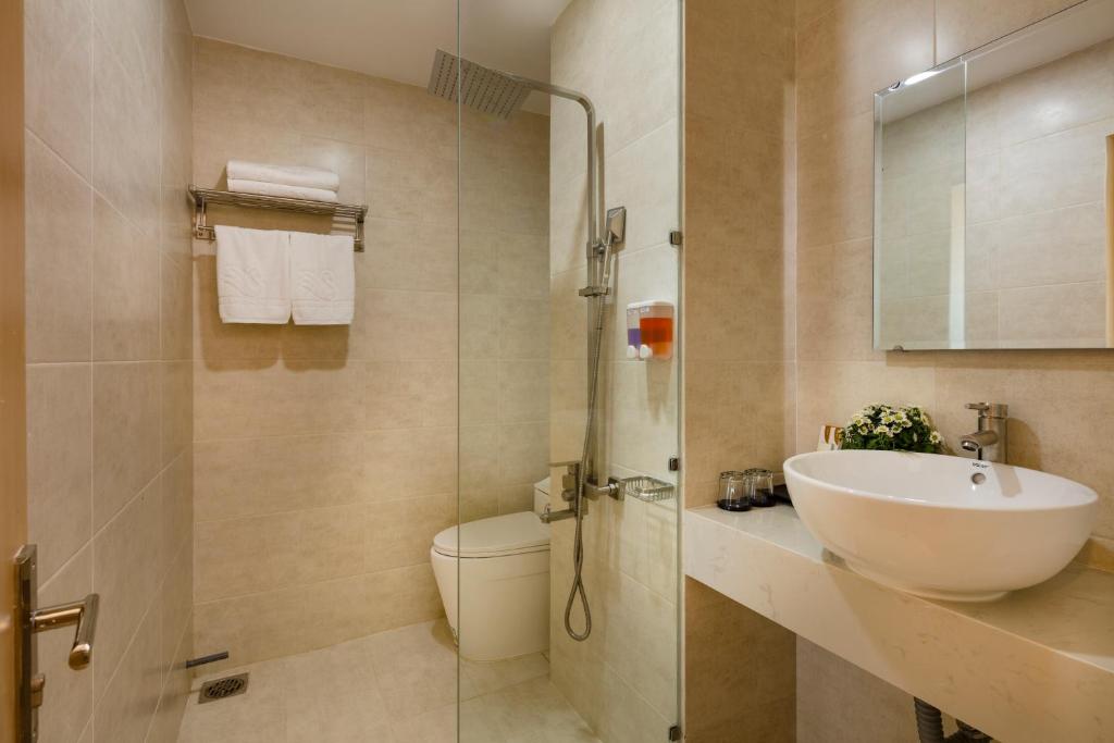 Phòng tắm tại The Swan Nha Trang Hotel