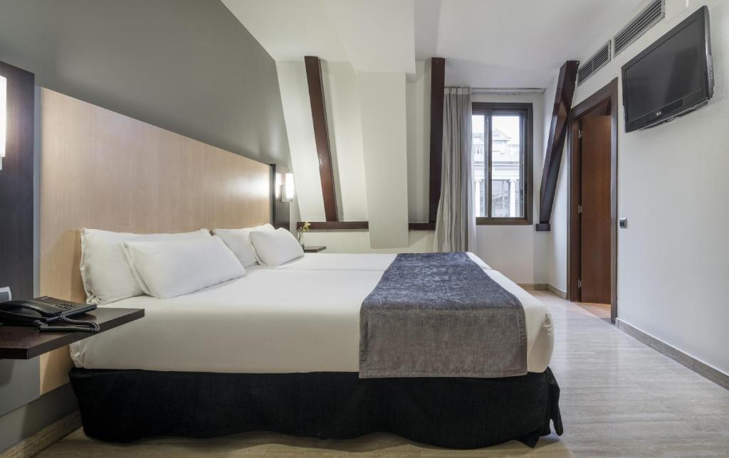 
Double Room Single Use
