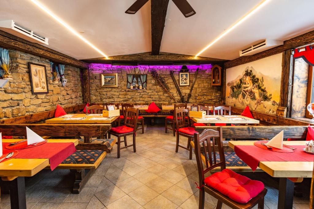 Posezení v ubytování Party Hotel Taverne