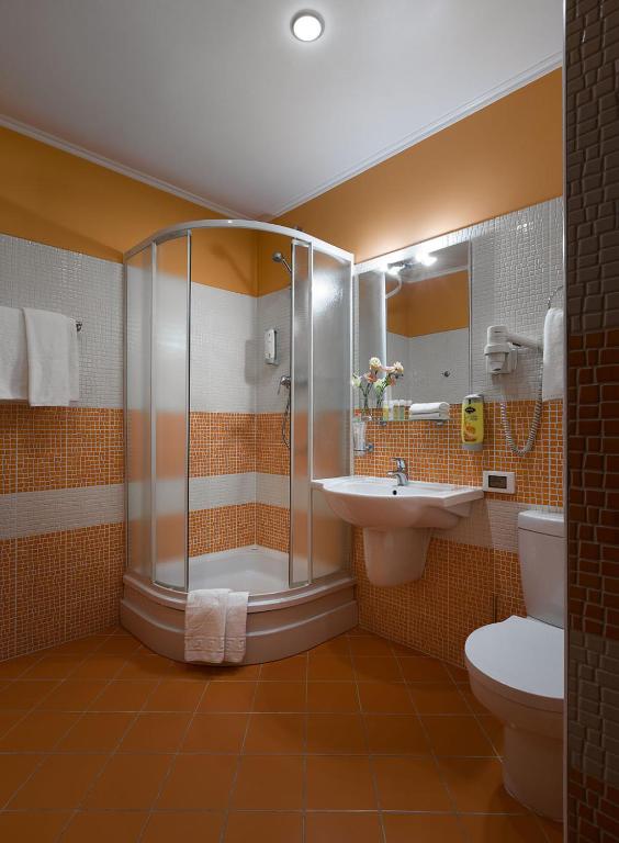 Koupelna v ubytování ONOVO Dendra Hotel