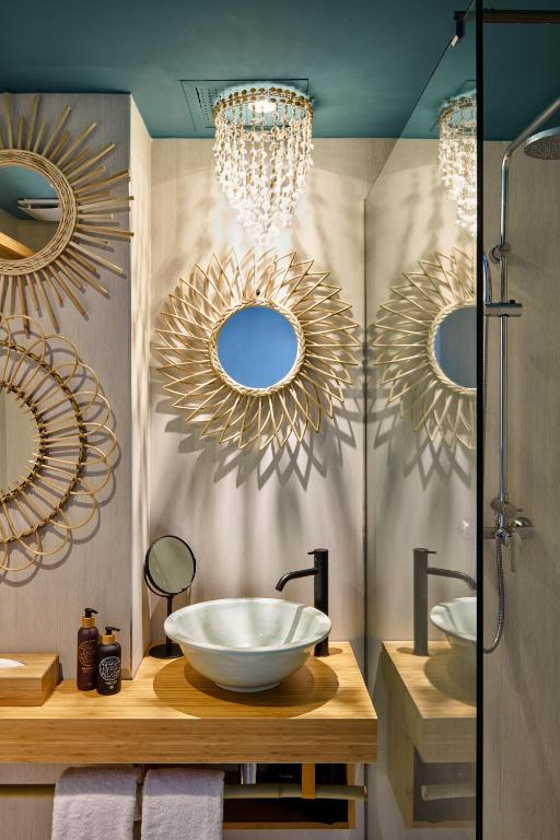 Bikini Island & Mountain Port de Soller 