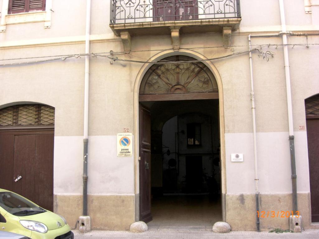 The facade or entrance of Alla Busiata