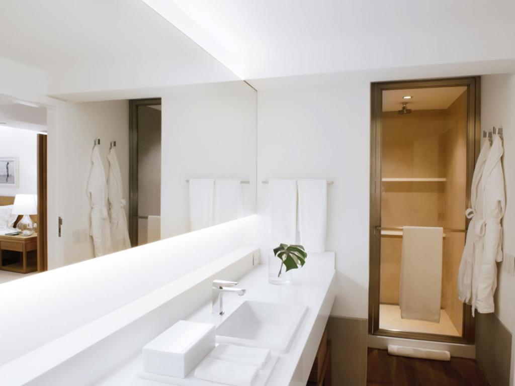 Ванная комната в JANEIRO Hotel