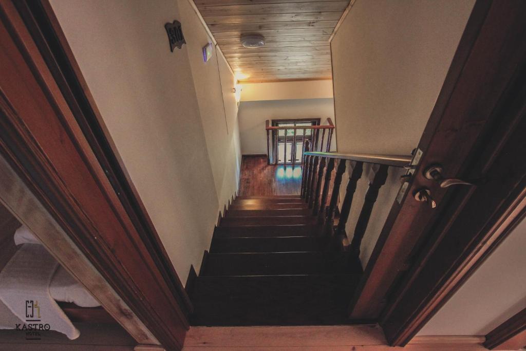 Galería fotográfica de Hotel Kastro en Gjirokastër