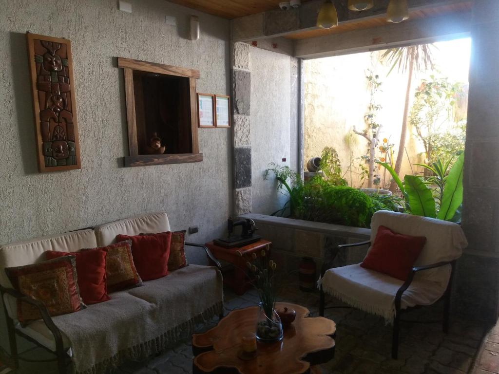 Istumisnurk majutusasutuses Hostal Balmaceda La Serena