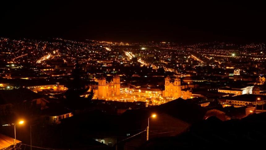 Vista generica su Cuzco o vista sulla città dall'interno dell'affittacamere