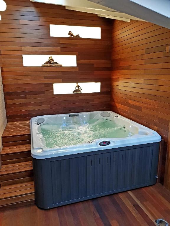 Vacation Home La Casita de Orban & Spa, Lugo, Spain - Booking.com