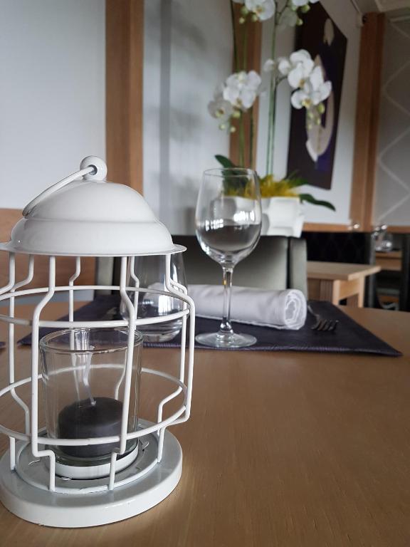 Fotografie z fotogalerie ubytování Logis Hotel Schaeffer- Restaurant Le Saint Georges v destinaci Serrières