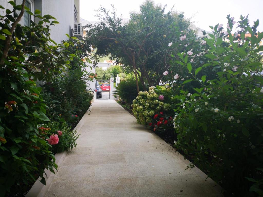 Zahrada ubytování Apartments Ivandić