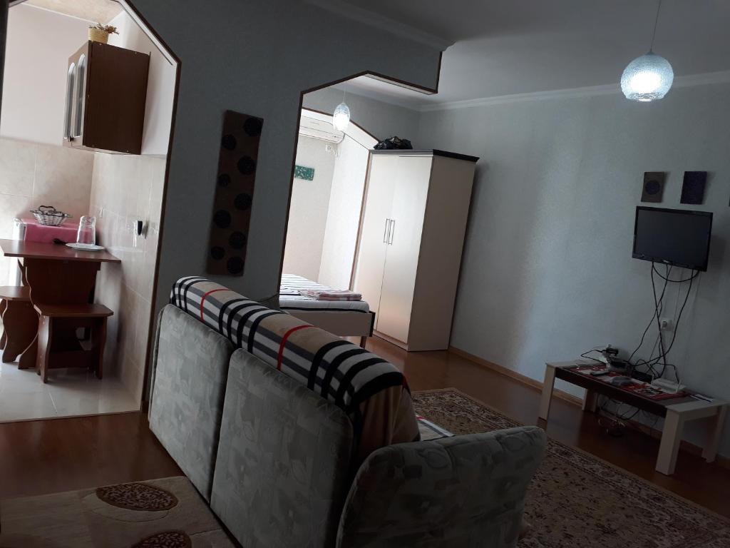Apartment on Guramishvili Street 1 - Apartamento Estándar