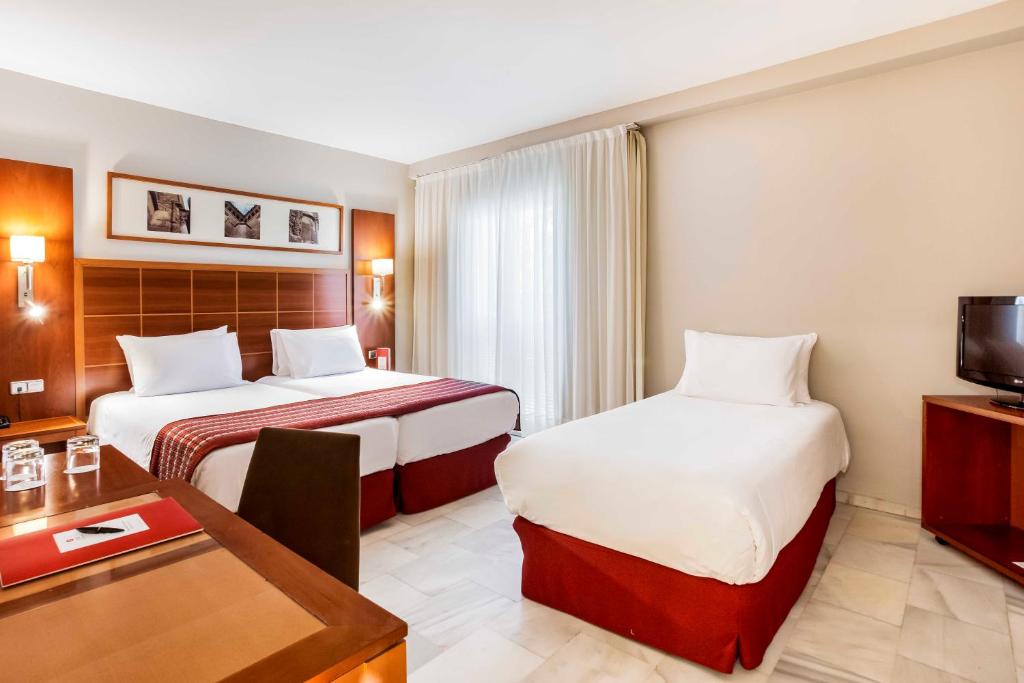 Exe Las Adelfas - Resim 20