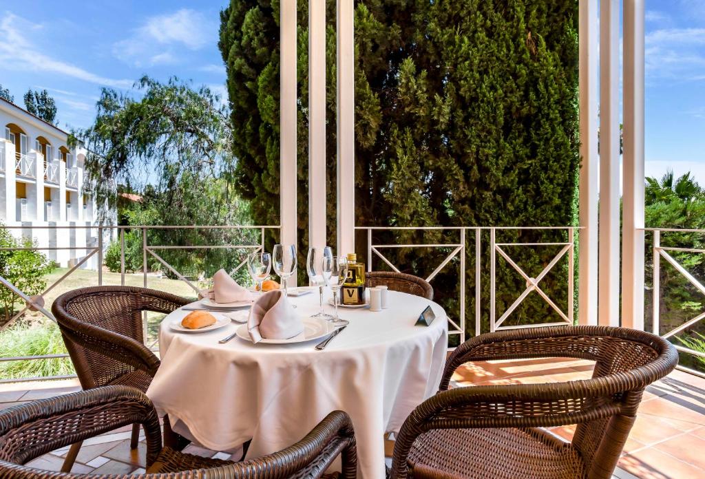 Exe Las Adelfas - Resim 10