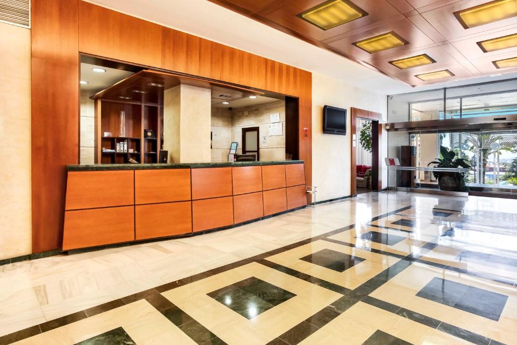 Lobby alebo recepcia v ubytovaní Exe Las Adelfas