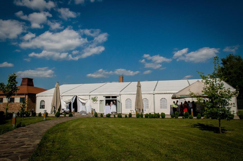 Hotel Pagony Wellness - Resim 4