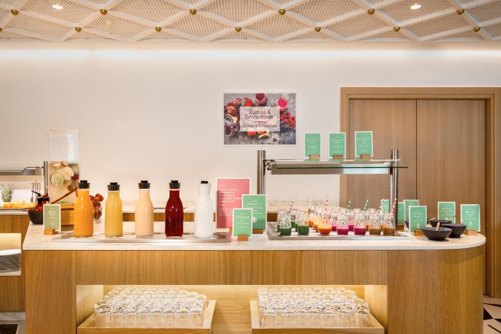 Barceló Torre de Madrid - Resim 18