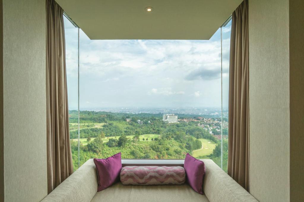 InterContinental Bandung Dago Pakar, an IHG Hotel