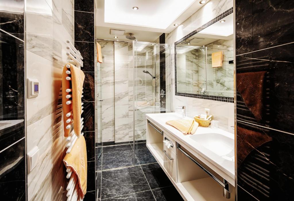 图克斯Hotel Neuhintertux的相册照片