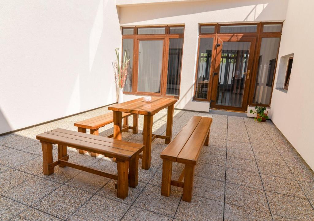 Balkón nebo terasa v ubytování Rodinný wellness hotel U Langrů