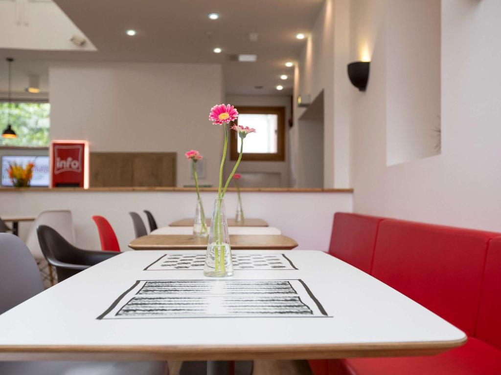 ibis Berlin City Süd - Resim 41