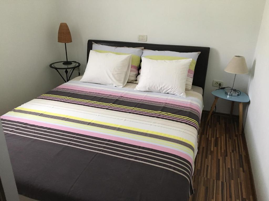 Postel nebo postele na pokoji v ubytování Apartment Selce Kala