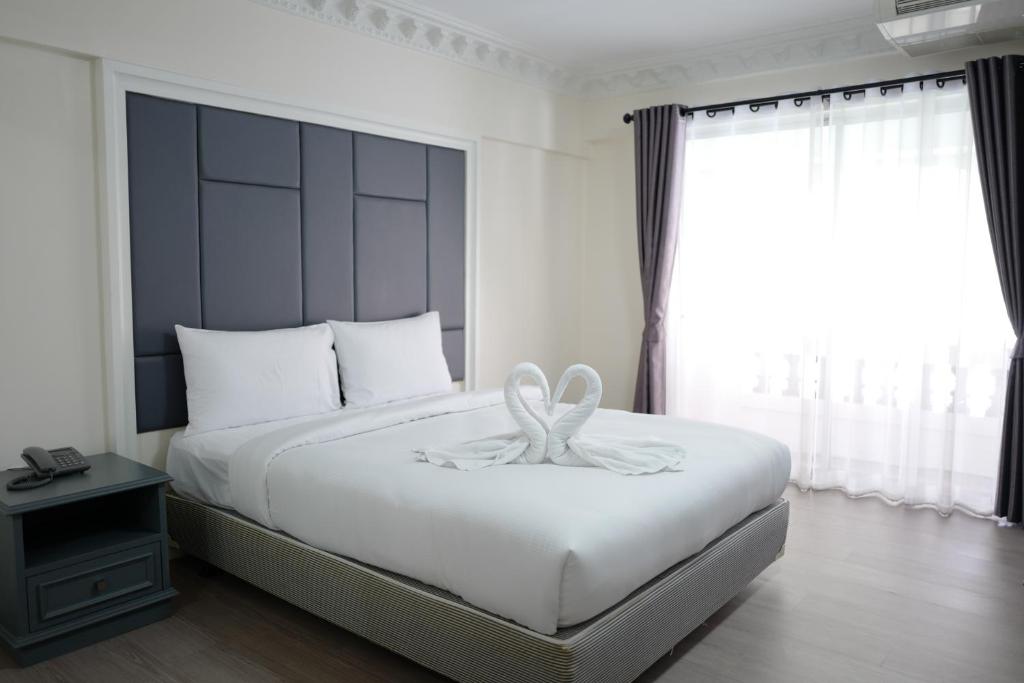 Romance Hotel Sukhumvit 97 - Resim 18