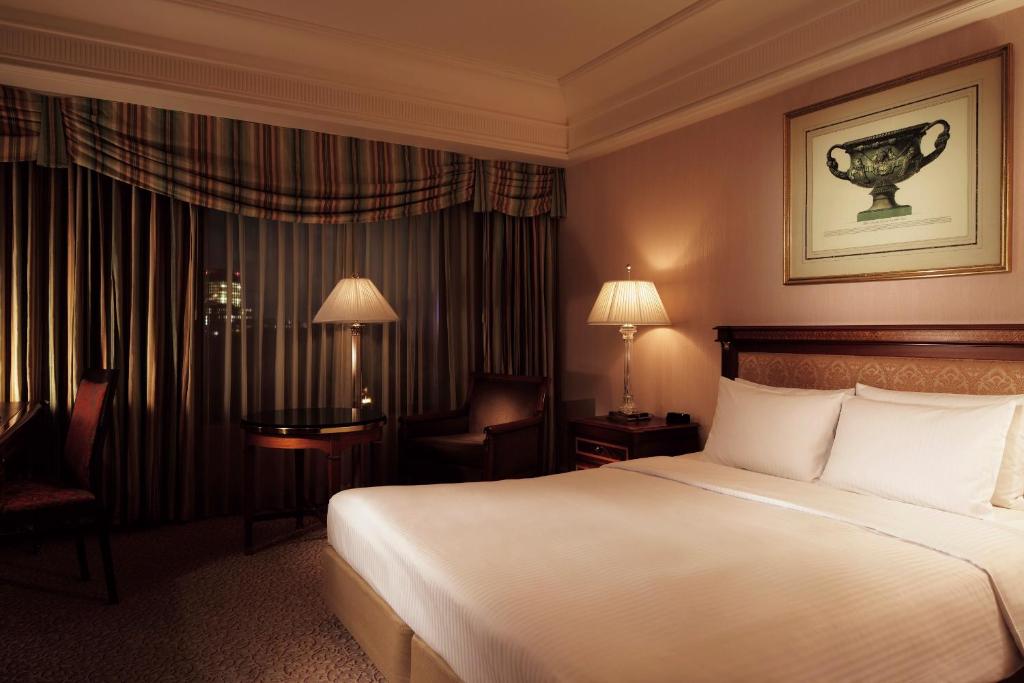 A room at the Rihga Royal Hotel Tokyo.