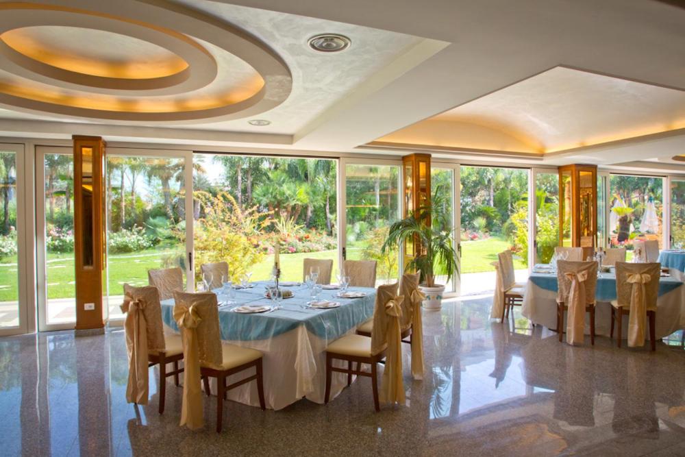 Hotel Ares