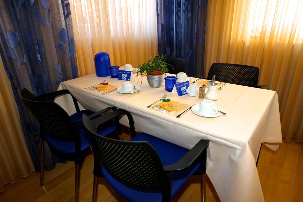 Fotografie z fotogalerie ubytování Hotel Chassalla v destinaci Kassel