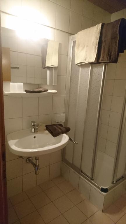 Koupelna v ubytování Haus Bergfreund