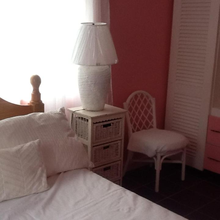 Postel nebo postele na pokoji v ubytování A Private Room in Paradise, Vieux Fort