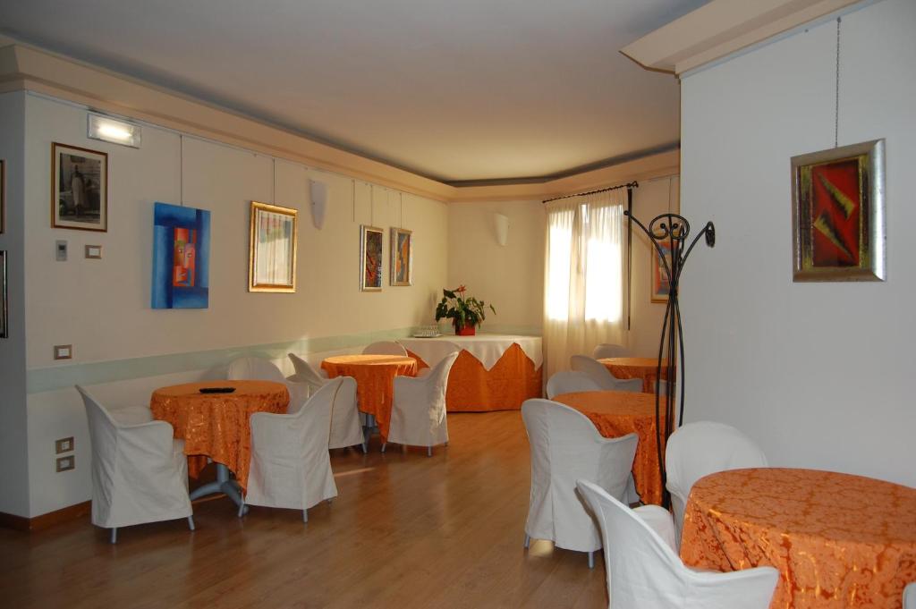 Restaurace v ubytování Hotel Belie