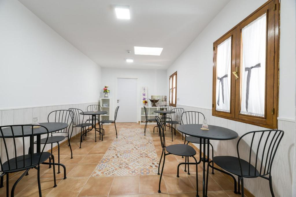 A seating area at Pensión Luis