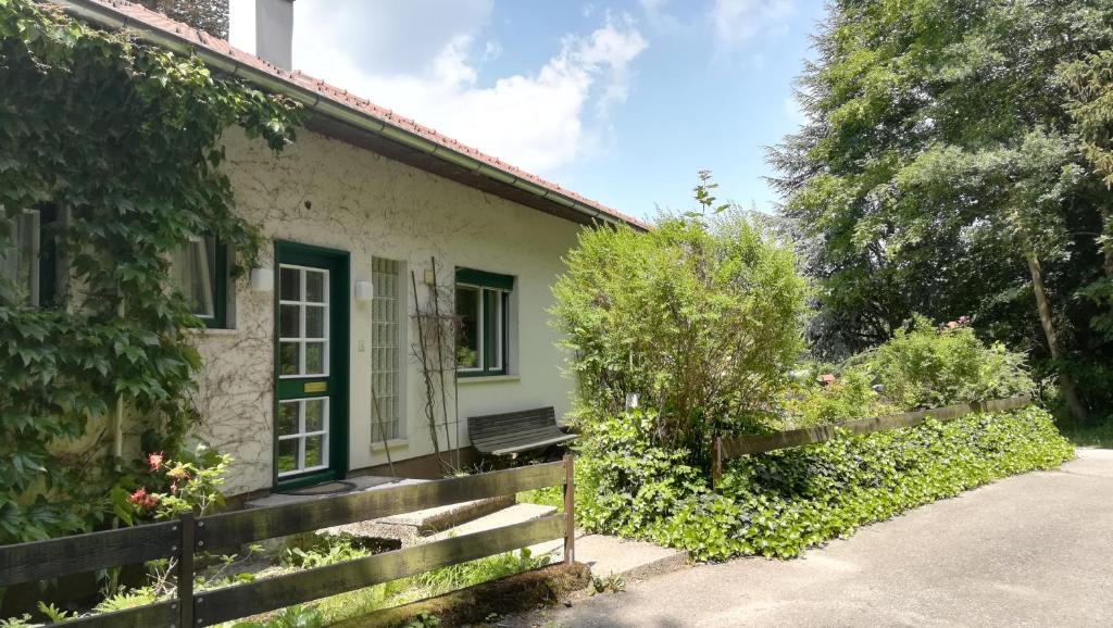 Zahrada ubytování Ferienhaus am Waldrand