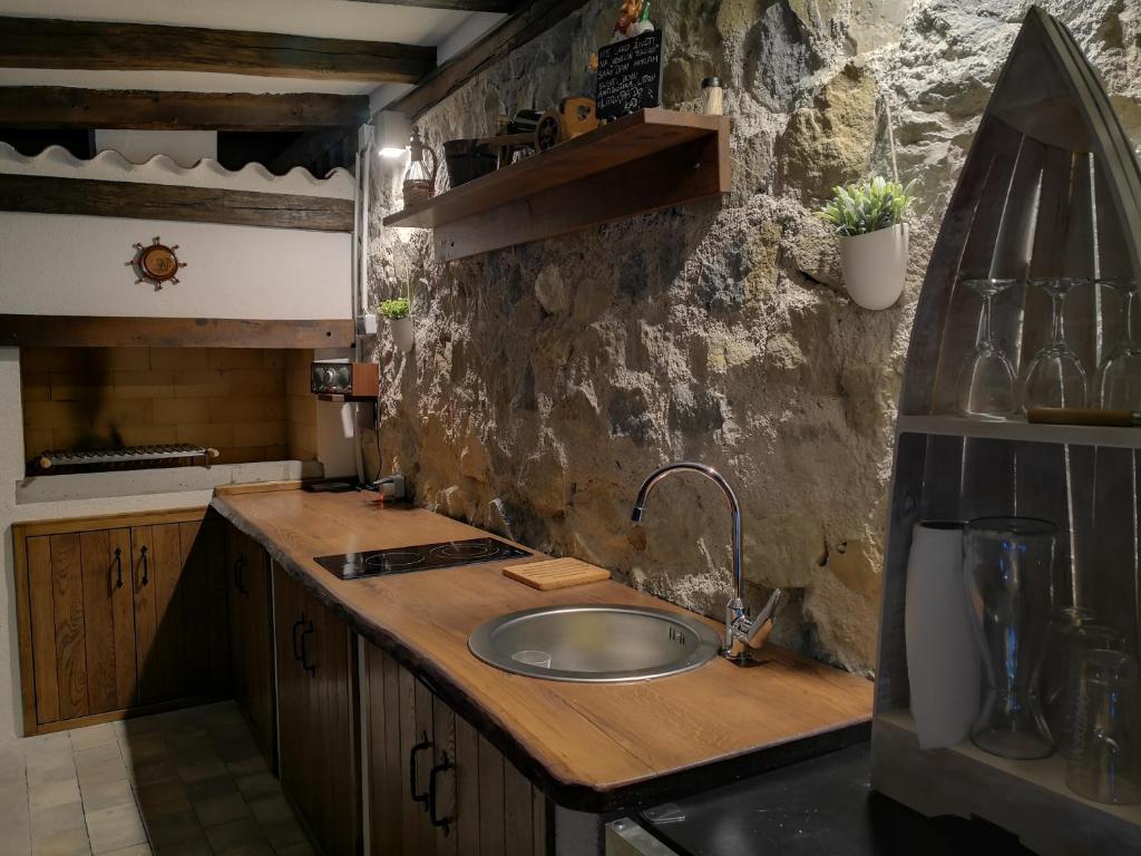 Kuchyň nebo kuchyňský kout v ubytování Vila Marija