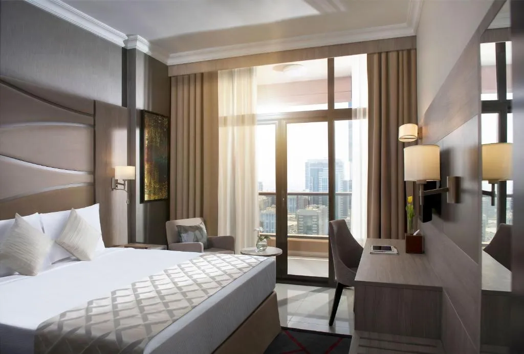 Two Seasons Hotel & Apartments, Alantos, United Arab Emirates