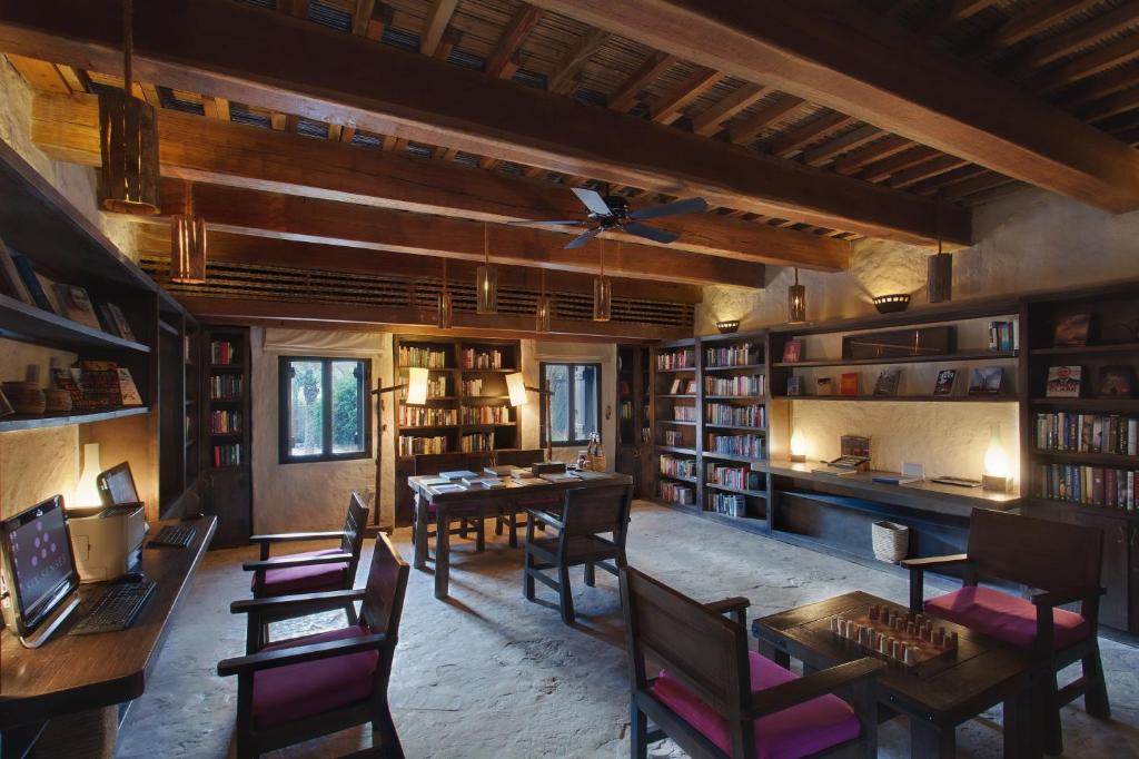 Posezení v ubytování Six Senses Zighy Bay