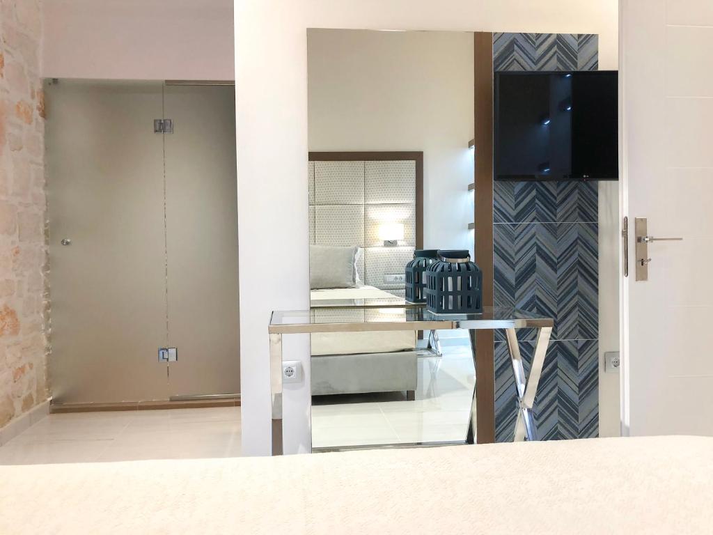 A kitchen or kitchenette at Porto Vasilikos Villas