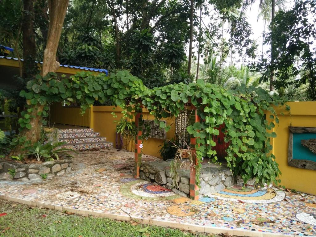 Zahrada ubytování Blessed Koh Chang