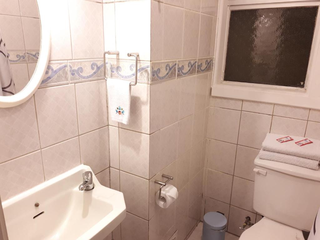 Ένα μπάνιο στο Hostal Mackay Temuco